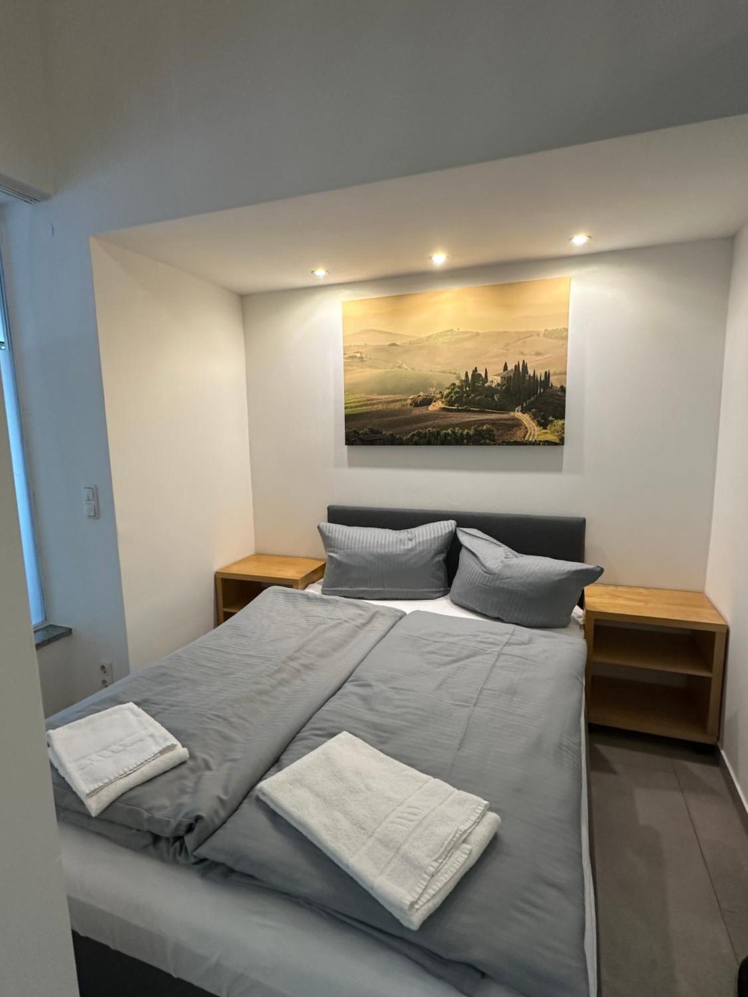 Estelada Boarding Houses - Bogenhausen München Eksteriør billede